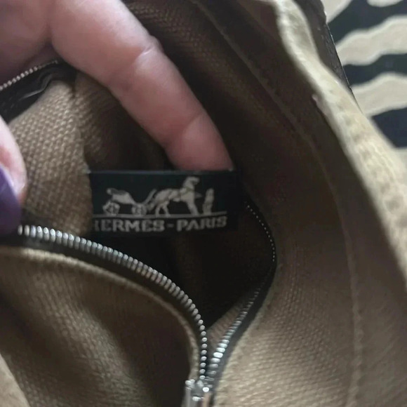 Vintage Hermès Tote - Picture 16 of 16